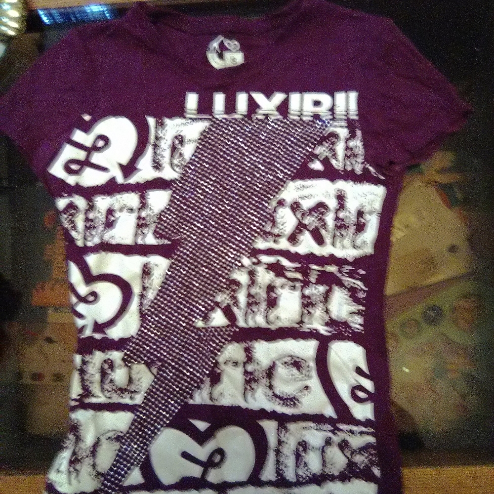 Luxirie woman's shirt